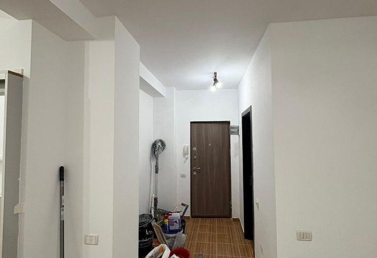 Vand garsoniera 44,52 mp Militari Residence la intrarea in cartier - Poză 3