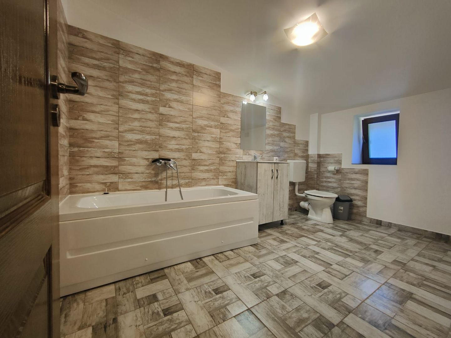 Închiriere Vilă 4 Camere | P+1 | Banu Manta - Pasaj Basarab | 5 minute de Metrou - Poză 11