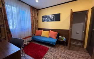 Casa pentru investitie | 8 camere | 215MP | P+M | Zona Garii - Poză 2