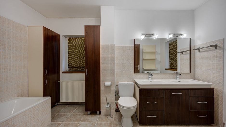 2 Apartamente  in Vila 5 Cam Metrou Basarab Gara de Nord - Poză 23