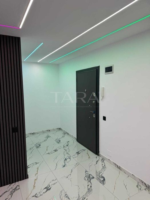 Ideal Spatiu Comercial, apartament cu terasă generoasă, în Florești. - Poză 1