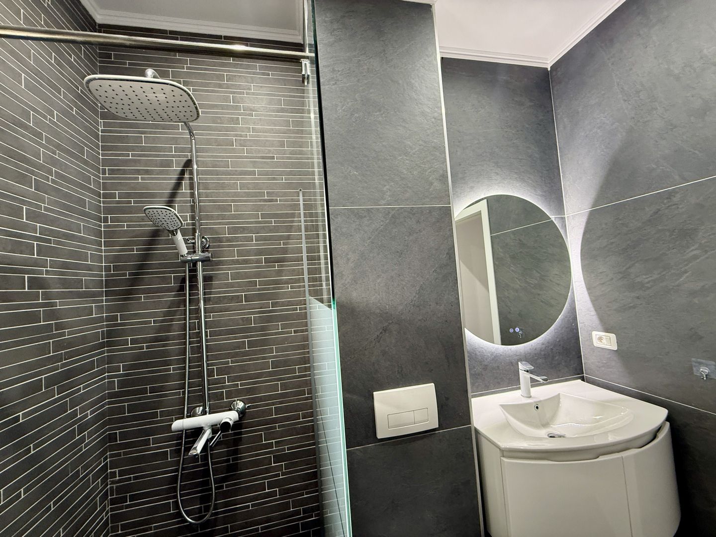 APARTAMENT 3 CAMERE | PARTER | RADAUTI - Poză 8