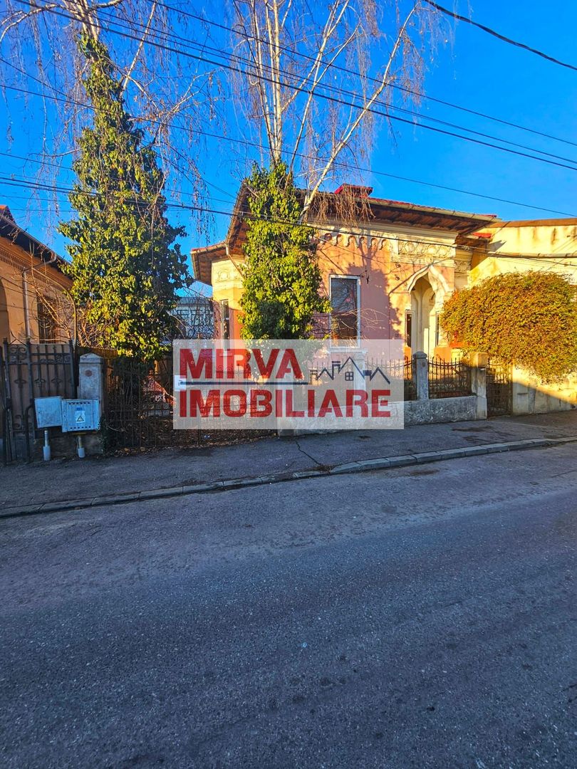 Casă cu arhitectură interbelică, 5 camere, teren 409 mp – Central - Poză 3