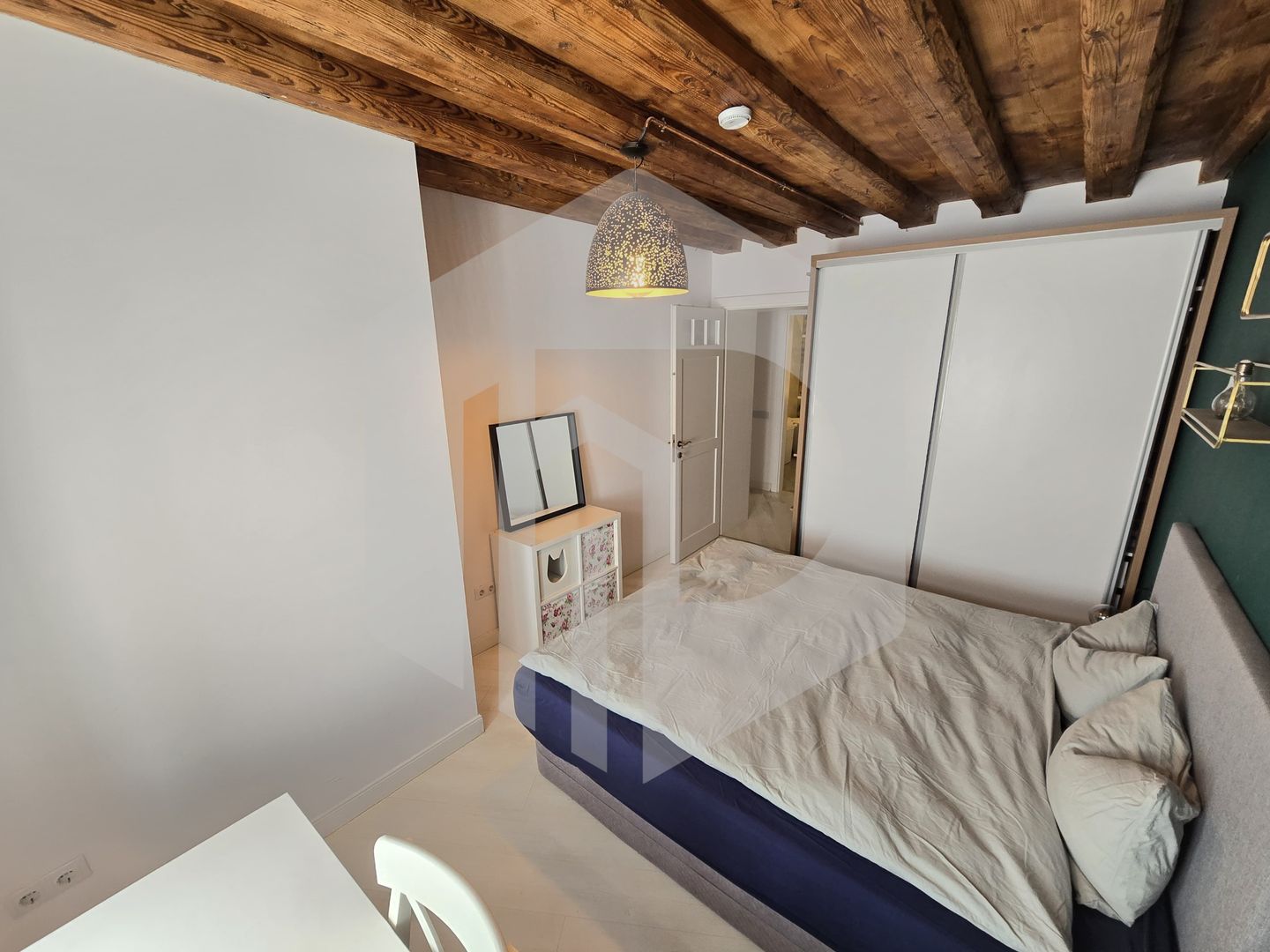 Apartament superb 3 camere zona Ultracentrala - Poză 5