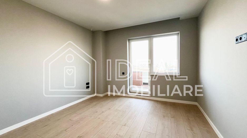 Penthouse cu 3 camere LA CHEIE, cu terase de 200mpu, zona Calea Surii Mici - Poză 9