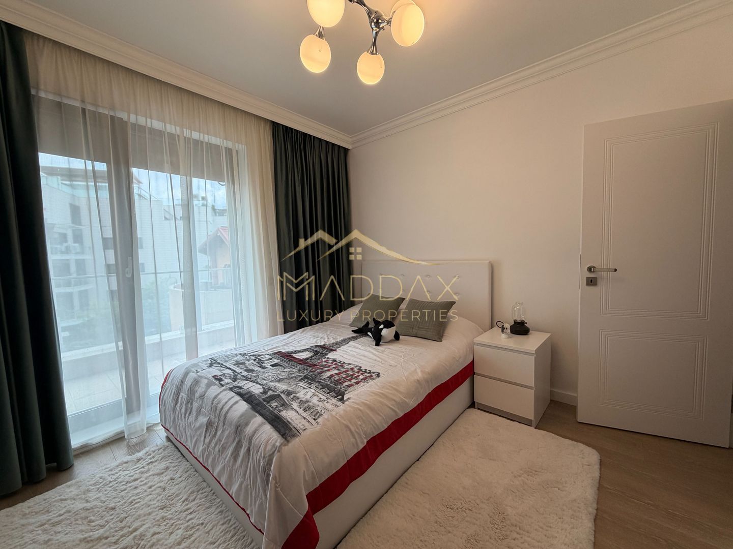 Apartament de tip Duplex 6 camere *250mp* + 2 Garaje // Herastrau - Poză 33