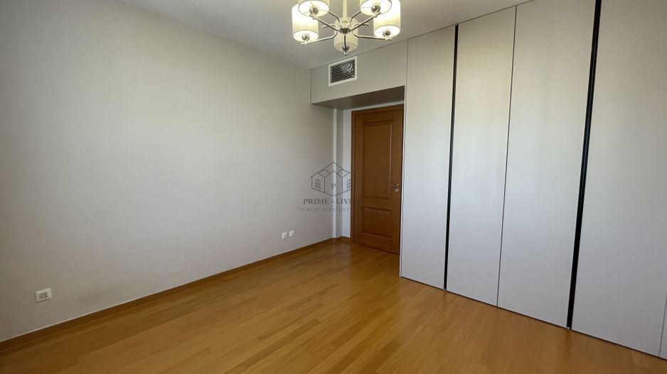 PENTHOUSE SUPERB CU 4 CAMERE LA INCHIRIERE LANGA PARCUL HERATSRAU - Poză 7