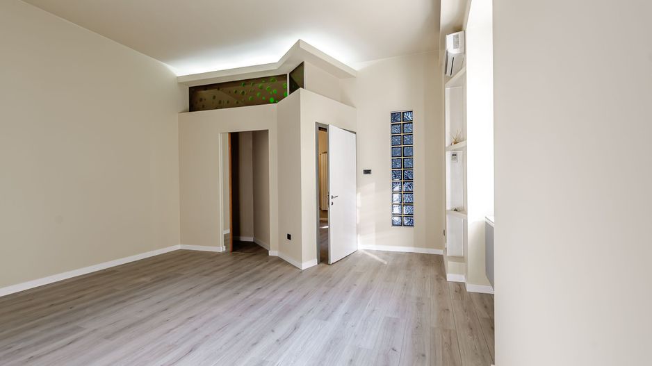 Apartament ultracentral, complet renovat, Strada Eminescu nr. 7 - Poză 7