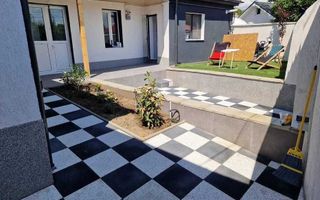 Casa complet renovata – ideala pentru locuinta, birouri sau investitie | - Poză 1