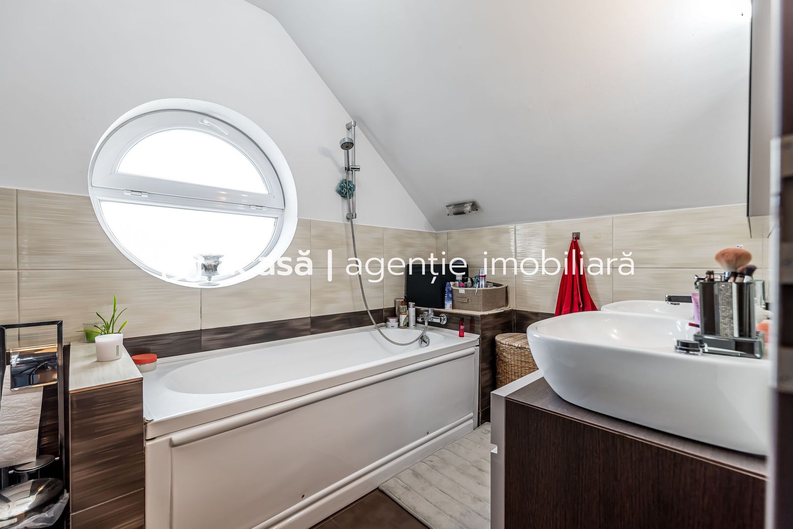 Casă P+M în Westfield | 387 mp teren | curte + anexe - Poză 12