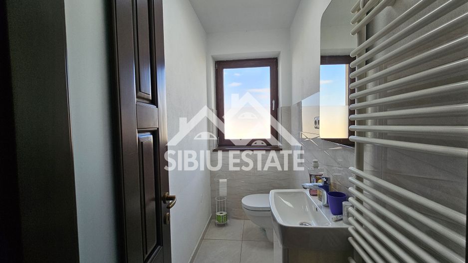 Casa generoasa 5 dormitoare, pivnita, mansarda hobby - Poză 24