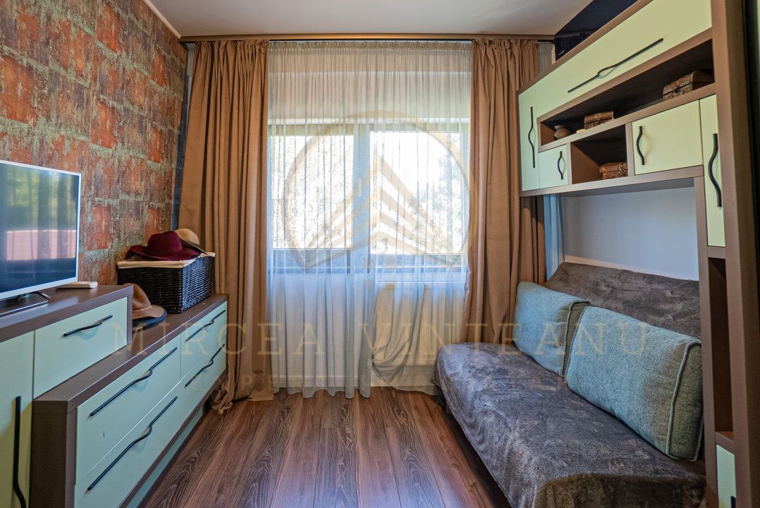 Casa P+1E de vanzare in Mamaia - Tabara Navodari - Poză 17