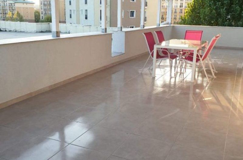 Apartament cu terasa de 50 mp, 3/3, pergola, loc parcare - Poză 13