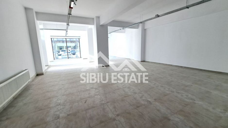 Spatiu comercial vad stradal, vitrine - Poză 3