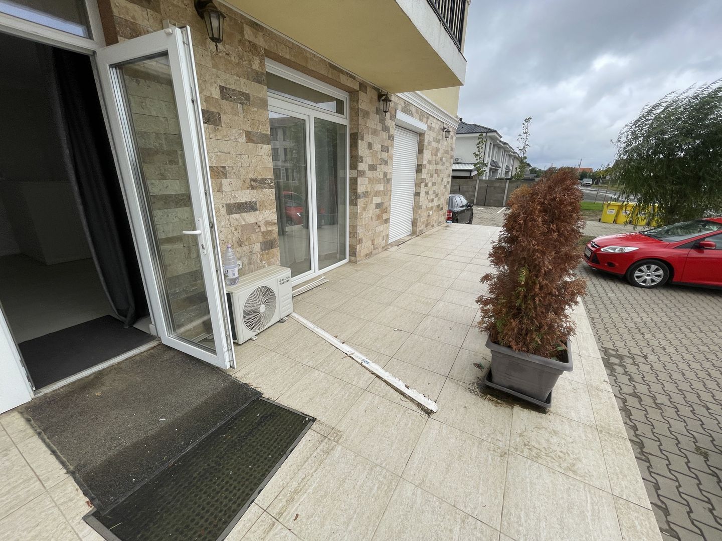 Giroc | S.A.D | 7 Parcari | Terasa Generoasa | Comision 0% - Poză 3