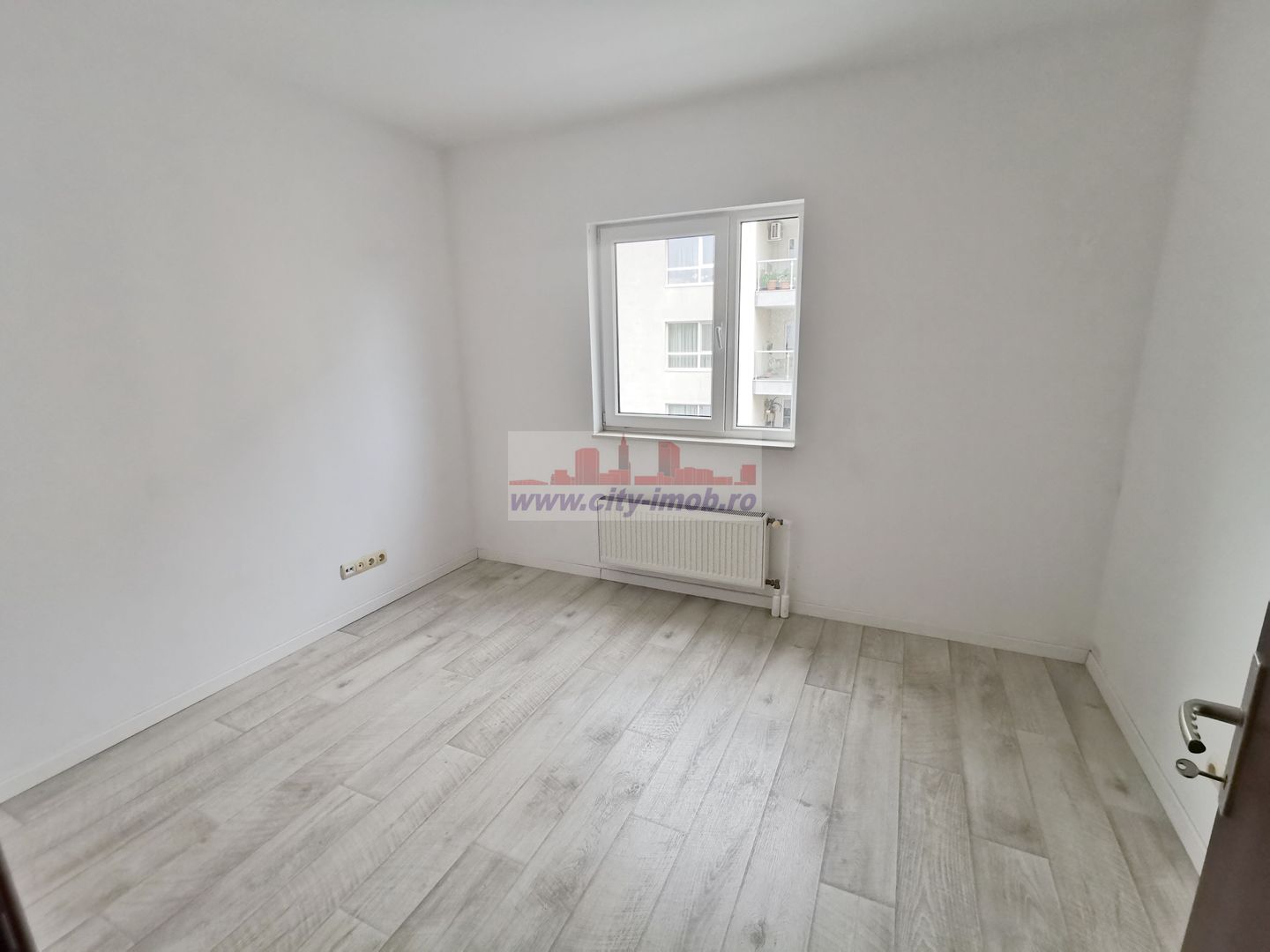 Vanzare Apartament 4 camere Baneasa - Poză 40