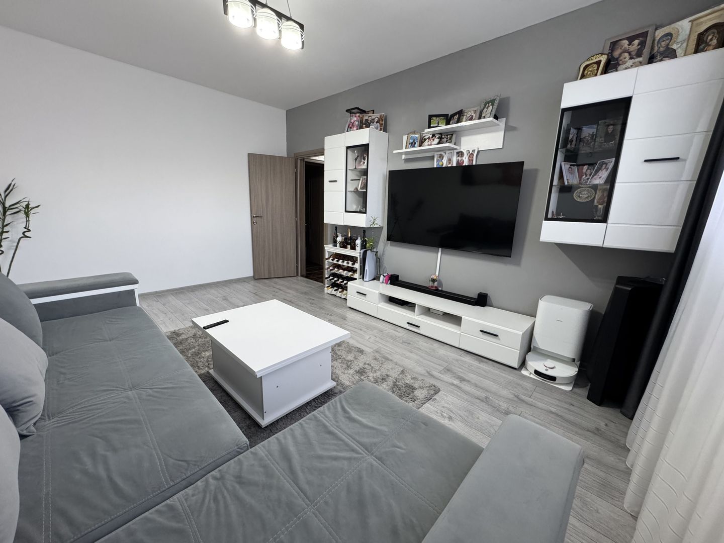 Apartament 2 camere + parcare Rahova. Teius. Sos Alexandriei N1 - Poză 2