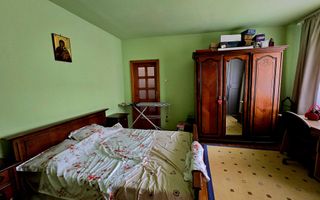 Casa de vanzare cu teren mare pe Ady Endre Aradul nou - Poză 12