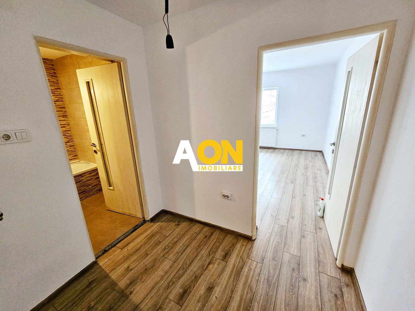 Casa de locuit si spatiu comercial, Cetate - Poză 6