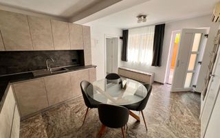 Apartament 2 camere ultracentral - renovat curte-de inchiriat - Poză 1