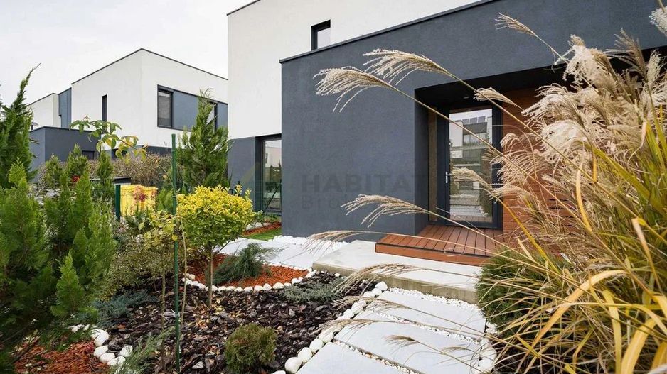 Vila care redefinește confortul – Design modern, vedere spre pădure Amber Garden - Poză 1