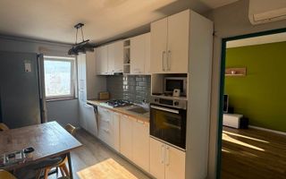 Apartament de Inchiriat 3 camere Zona Stefan cel Mare - Poză 2