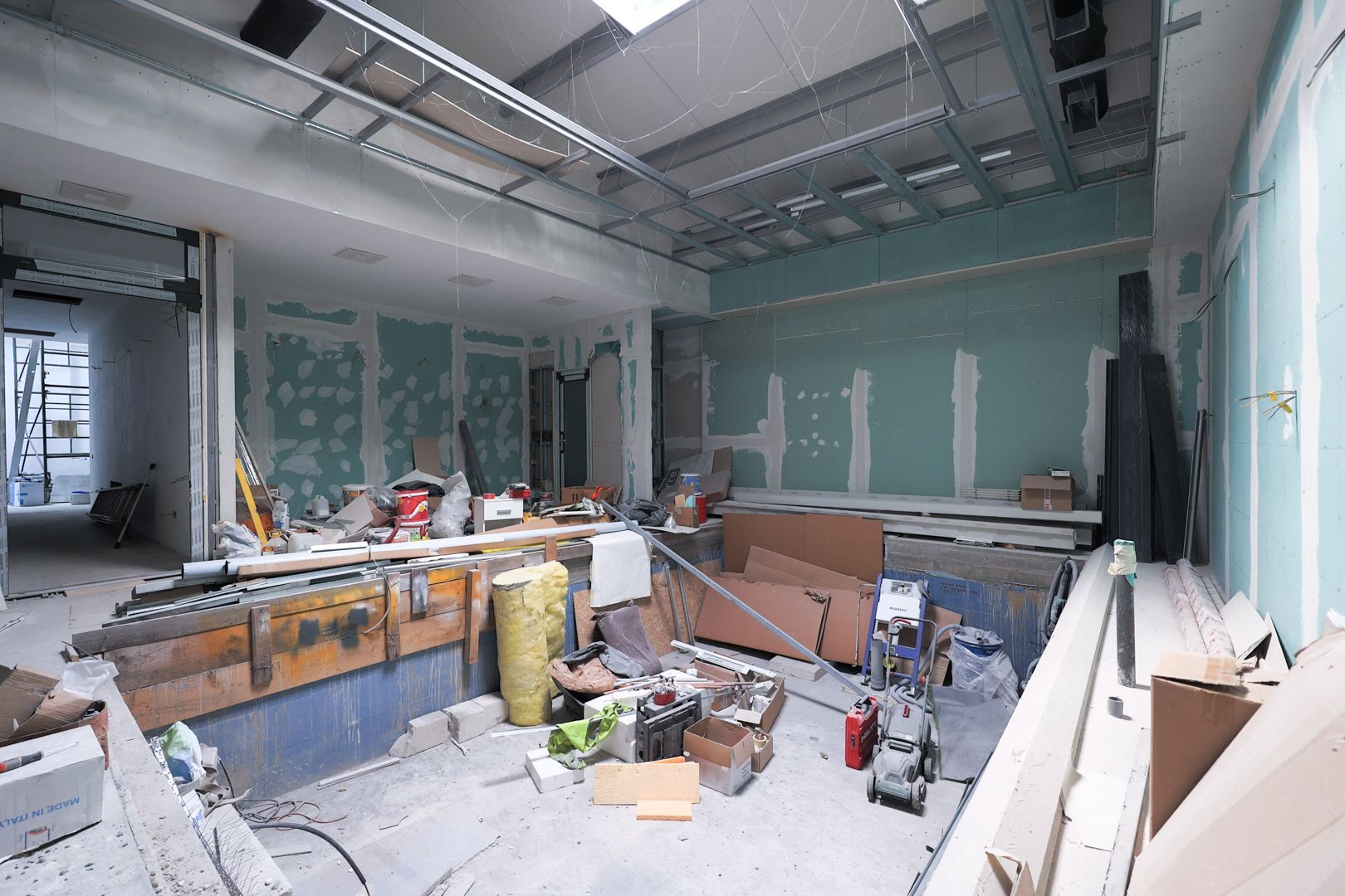 Cladire cu destinatie multifunctionala in zona Podgoria Comision 0 - Poză 10