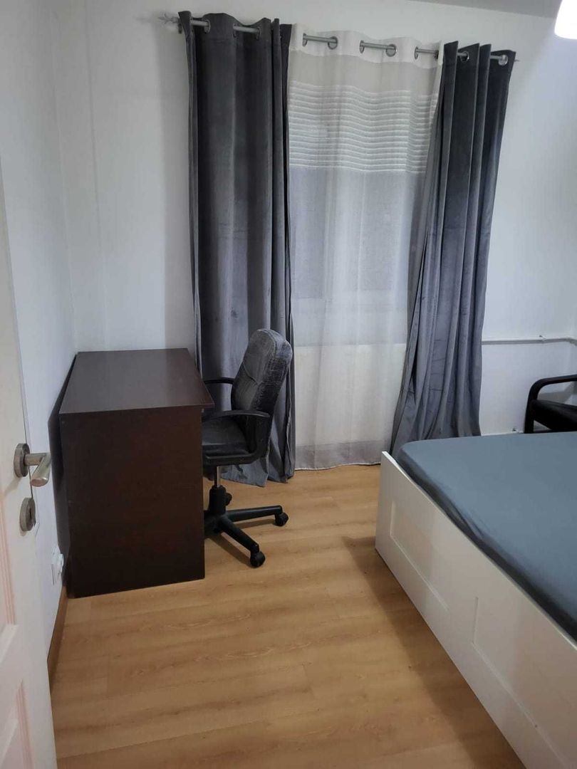 Apartament 3 camere bloc 1979,  Gorjului, Militari - Poză 2