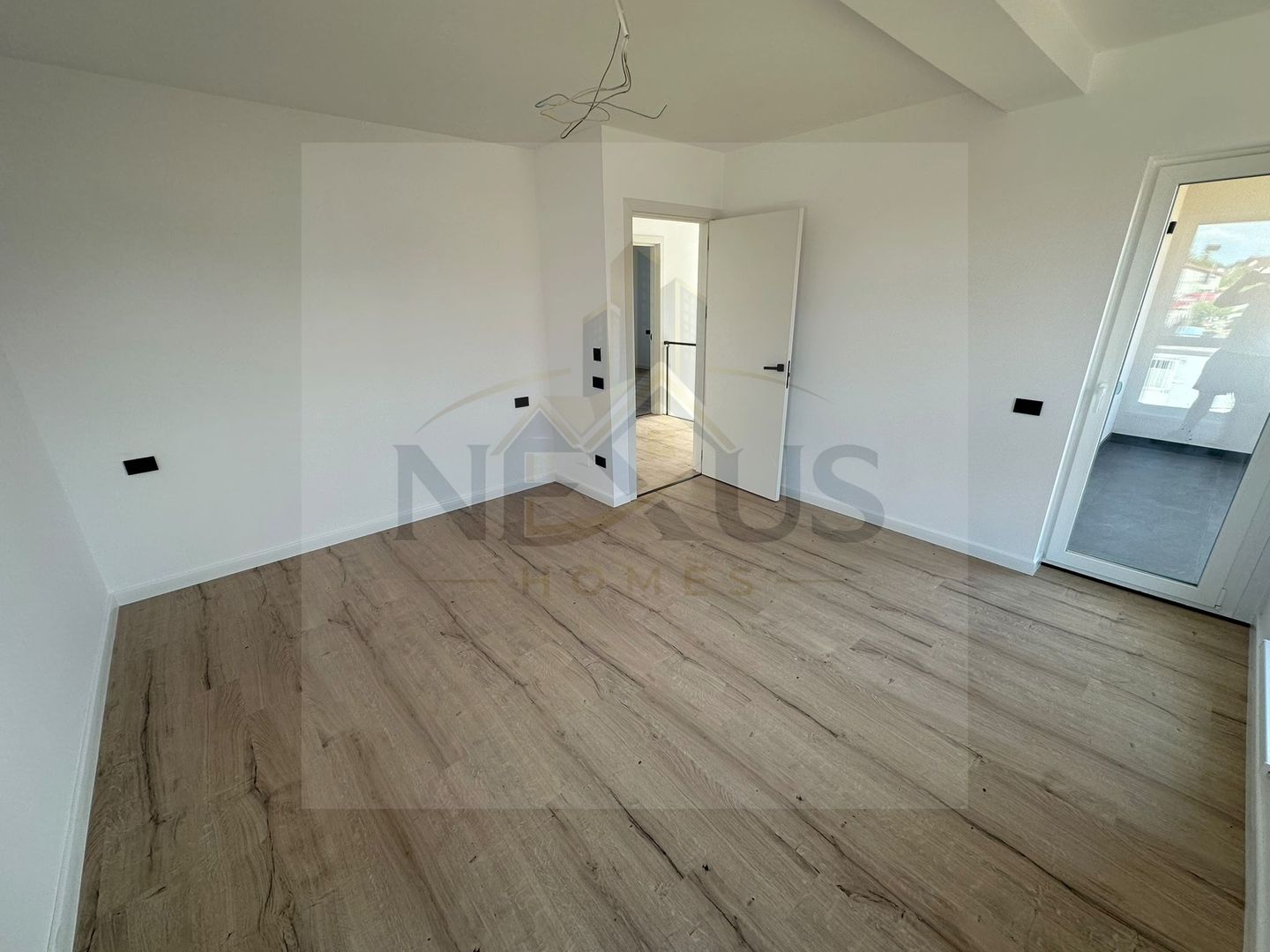 Casă individuală modernă | 4 camere | Încălzire în pardoseală | Comuna - Poză 11