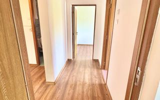 Apartament 2 camere, decomandat – Zona Centrală, bloc Lumina - Poză 3