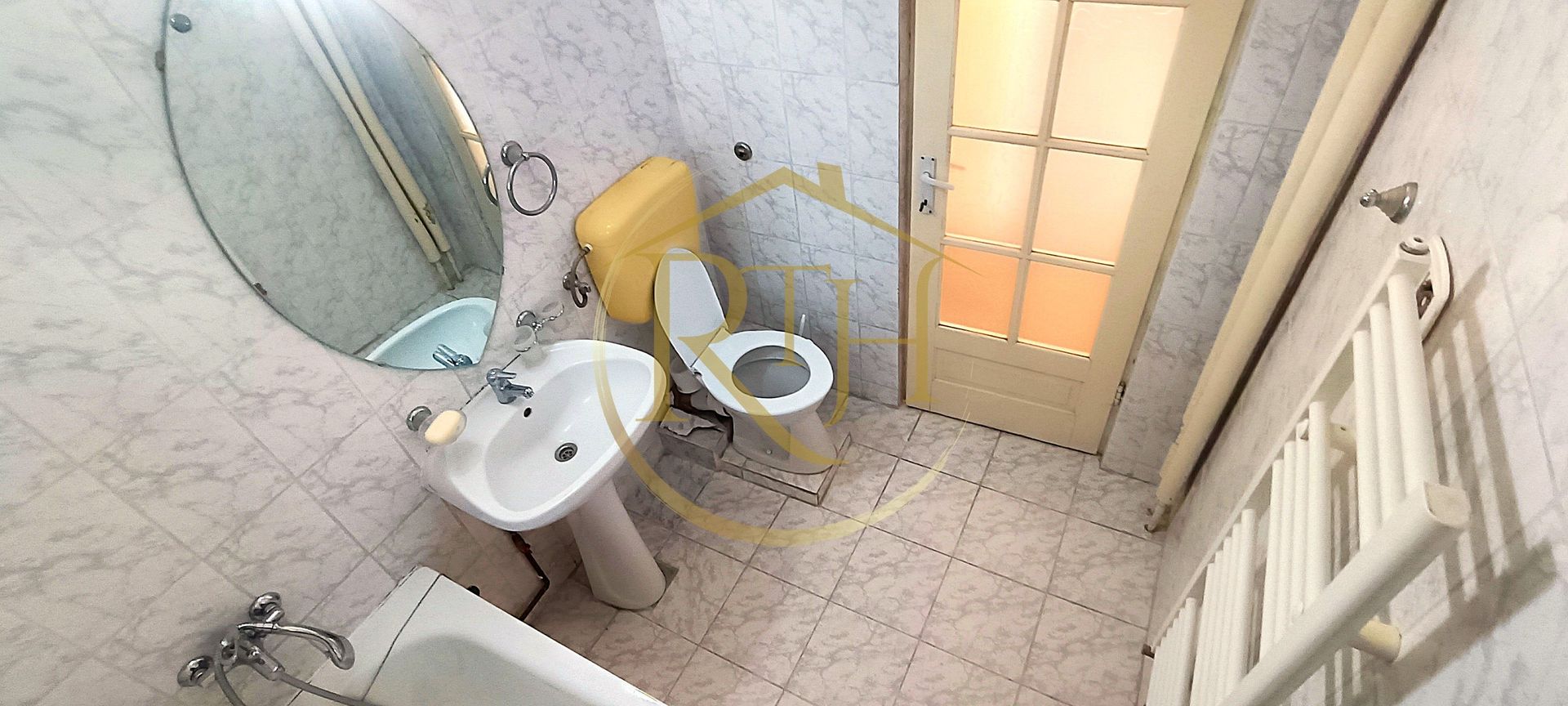 De vanzare apartament 2 camere zona centrala, comision ,,0" - Poză 16