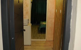 Garsoniera la A-uri, mobilata/libera,et 3 - Poză 5