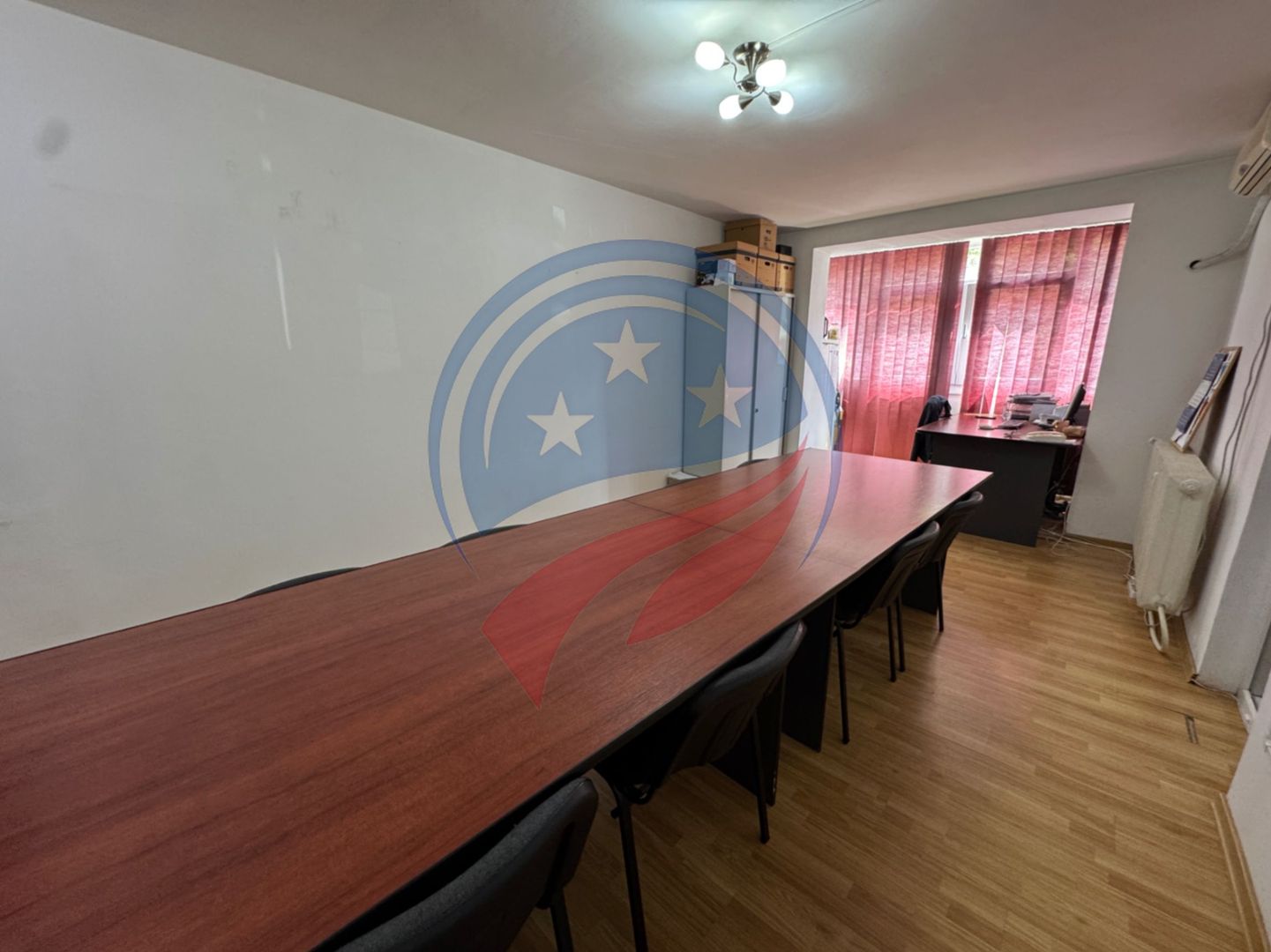 Spatiu birouri- apartament cu 2 camere Central - Poză 1