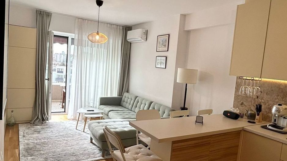Apartament 2 camere Stefan cel Mare complex C-entral - Poză 13