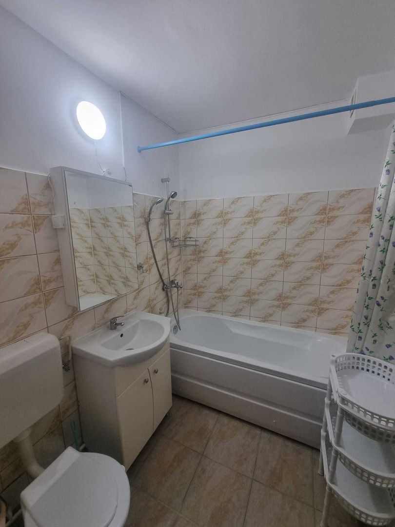 De inchiriat - Apartament 2 camere - Poză 6