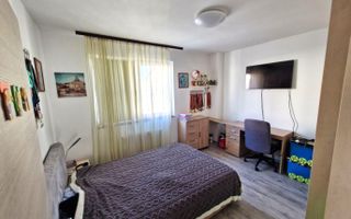 Apartament cu 3 camere - Frunzei - Poză 4