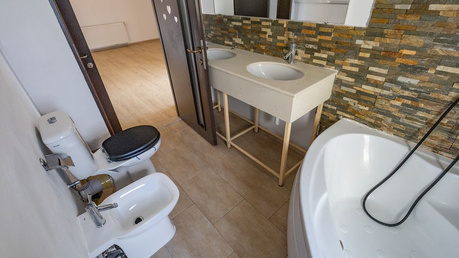 Casă cu 4 dormitoare în Ronaț | 181 mp utili | Garaj | Teren 345 mp - Poză 17