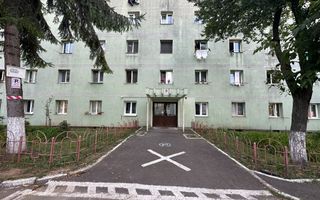 Camera cu baie, renovata complet, Str. Serii 2, prima inchiriere - Poză 10