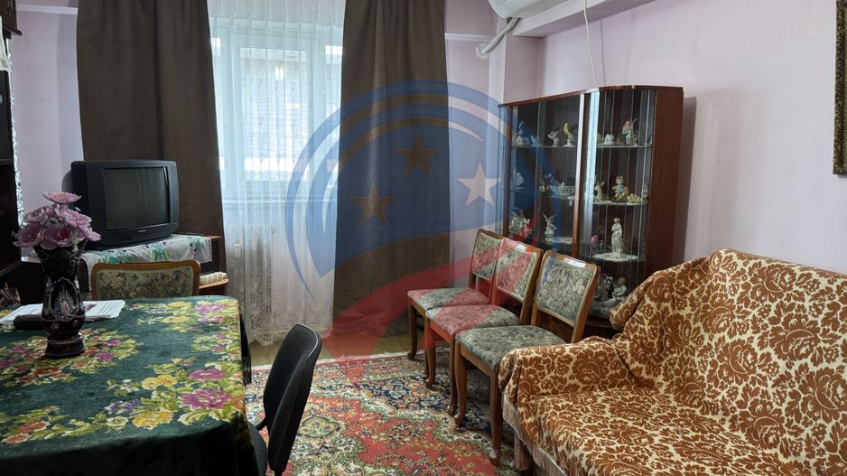 Apartament decomandat, 3 camere, zona Mall Electroputere - Poză 1