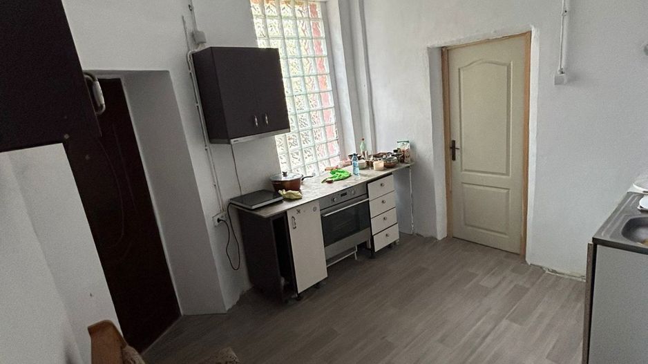Apartament in vilă 3 camere, 120mp teren in folosinta (L18) - Nerva Traian - Poză 9