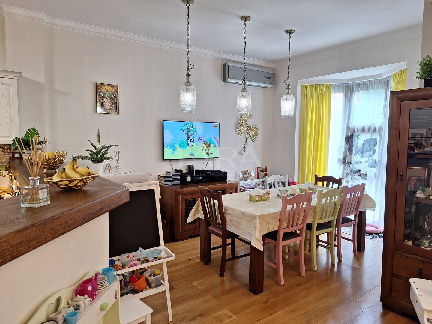 Vila deosebita de vanzare in cartierul Andrei Muresanu - Poză 2