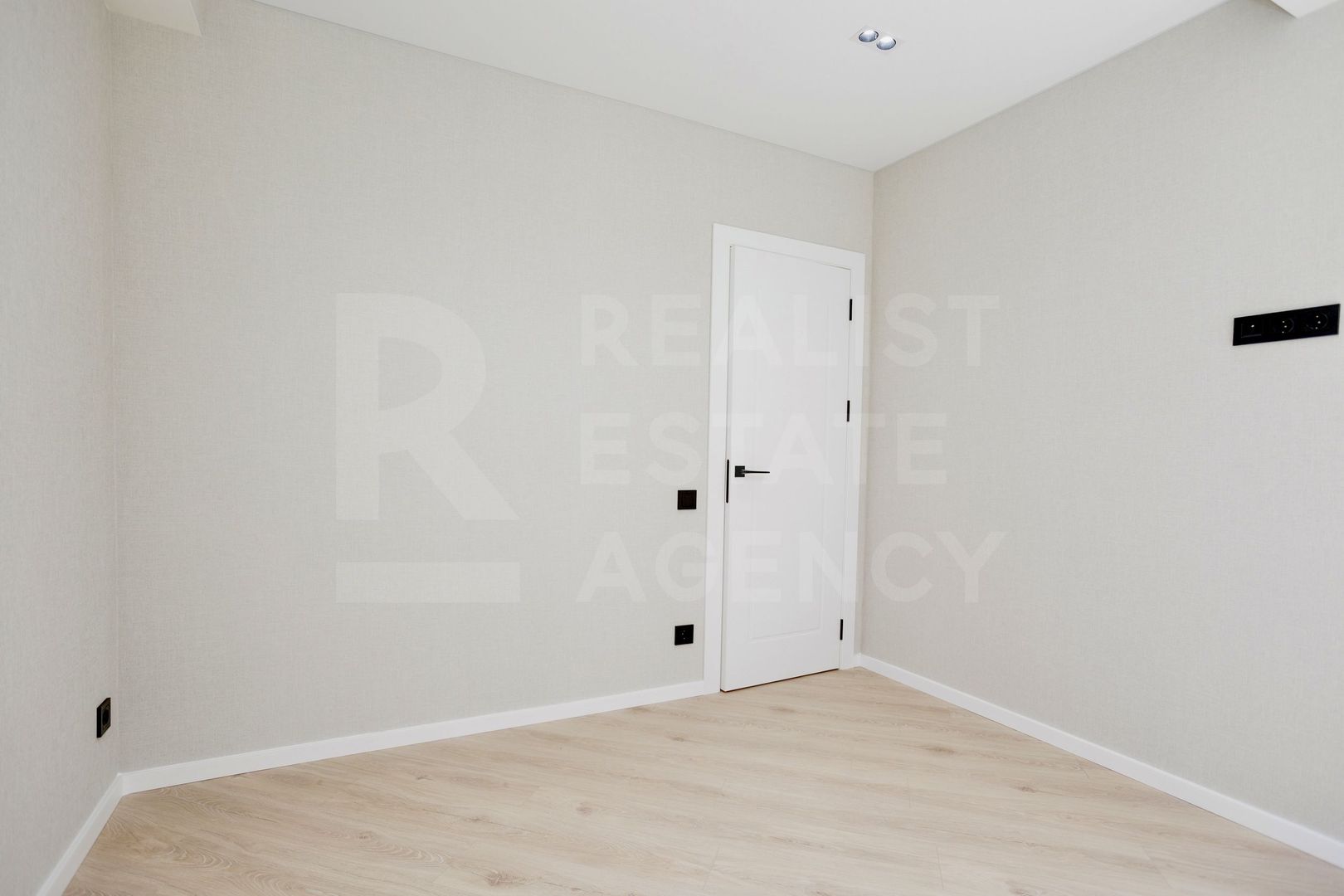 Vânzare,apartament cu 2 camere, str. Ialoveni,Telecentru - Poză 10