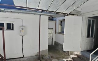 Blumana Proprietate singur in curte,2 corpuri de casa, fara amenajari - Poză 4