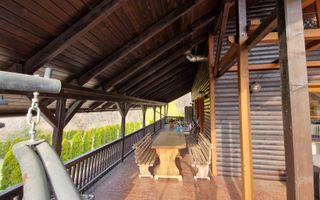 Casa din lemn D+P+M de 400 mp utili si teren 3.000 mp zona Faget - Poză 30