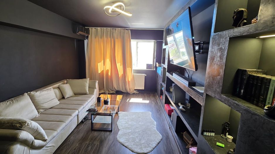 TITAN - Metrou 1 Decembrie | Apartament 3 camere + living - Poză 1