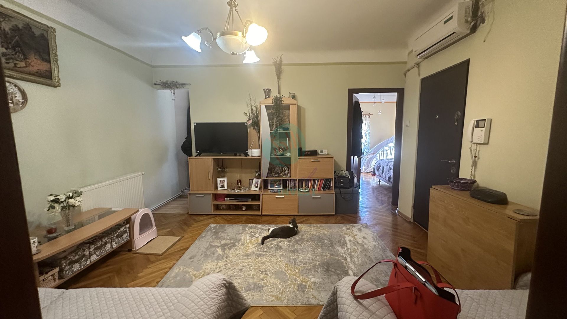 3 cam in BLOC BOUTIQUE- Calea Calarasilor - Matei Basarab - Poză 5