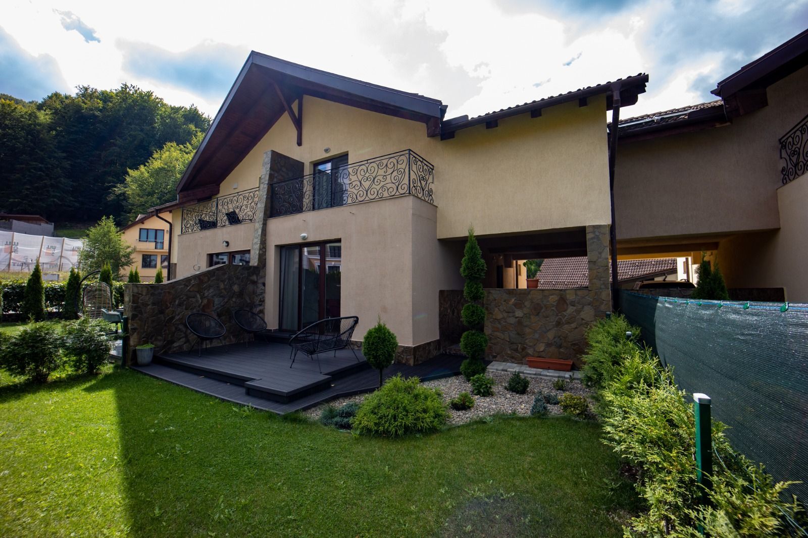 Casă de închiriat în cartierul exclusivist - Green Valley - Poză 9