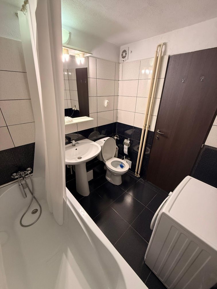 Apartament 2 camere de închiriat Apărătorii Patriei Centrală proprie - Poză 8