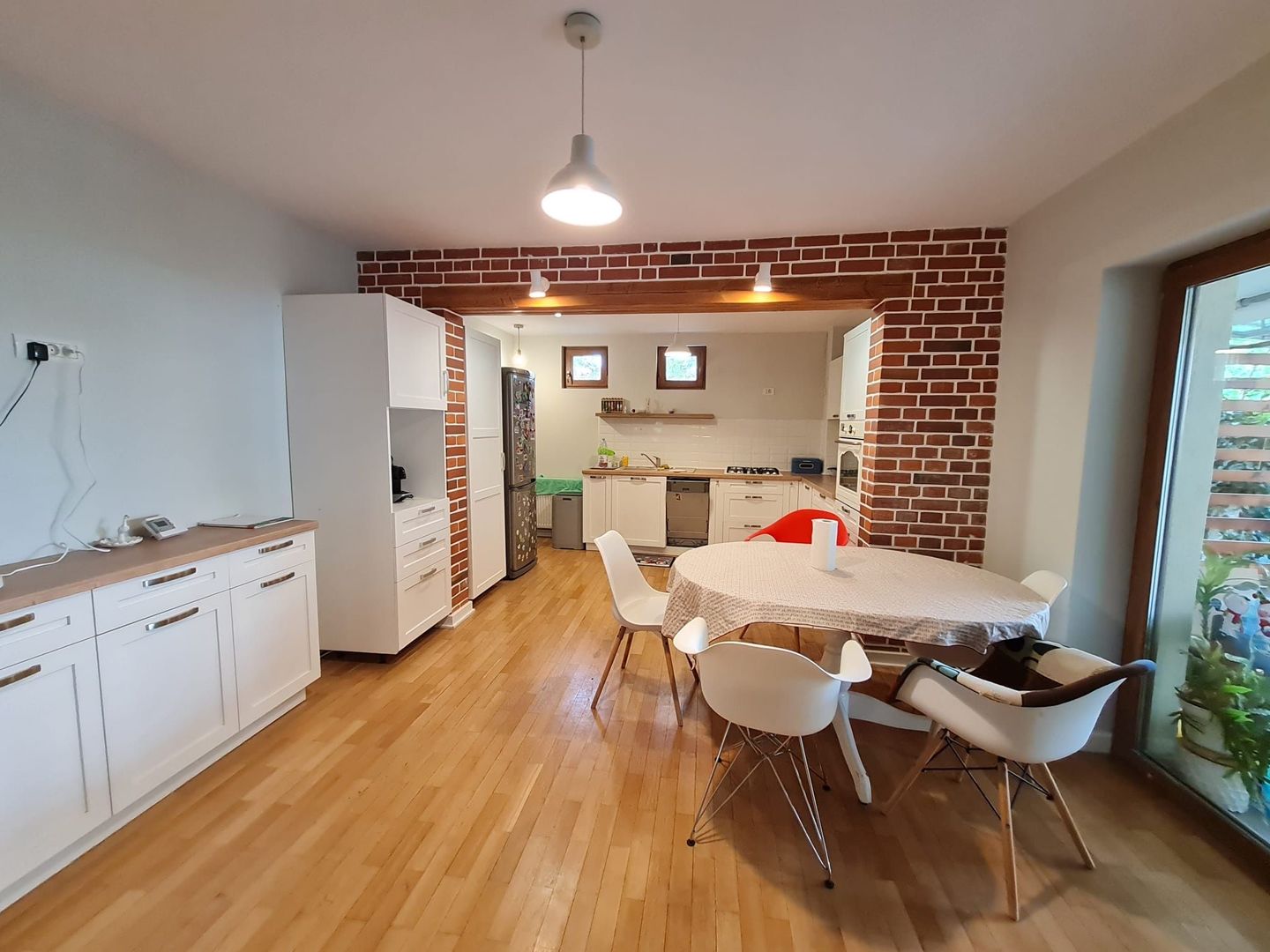 Casa solida în zona Bogdanestilor - Poză 47