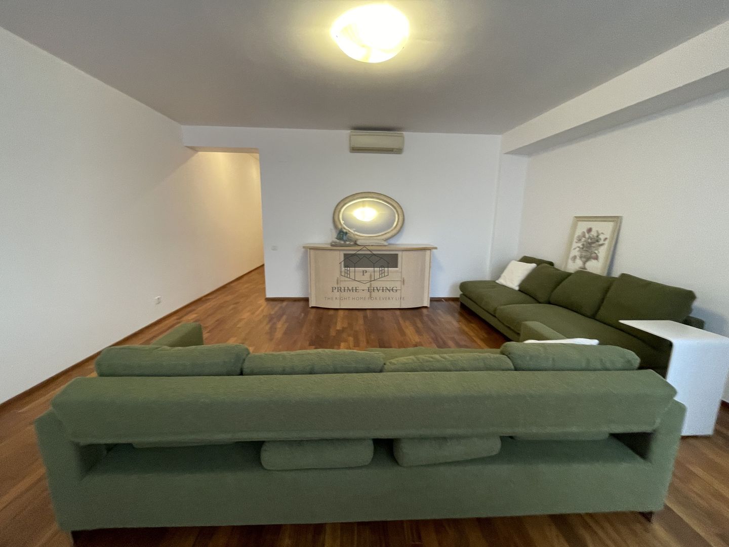 APARTAMENT SUPERB CU 2 DORMITOARE LA INCHIRIERE LANGA PARC HERASTRAU - Poză 1